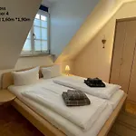 Haus Admiral Mit Garten, 5 Gehminuten Zum Strand, Inklusive Wlan, Sauna, Kamin, Tischtennisplatte, Bollerwagen Fuer Den * Zingst