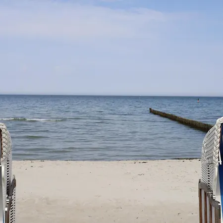 Haus Admiral Mit Garten, 5 Gehminuten Zum Strand, Inklusive Wlan, Sauna, Kamin, Tischtennisplatte, Bollerwagen Fuer Den Villa Zingst