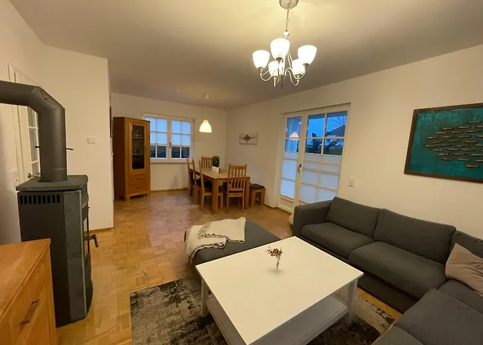 Haus Admiral Mit Garten, 5 Gehminuten Zum Strand, Inklusive Wlan, Sauna, Kamin, Tischtennisplatte, Bollerwagen Fuer Den Villa Zingst