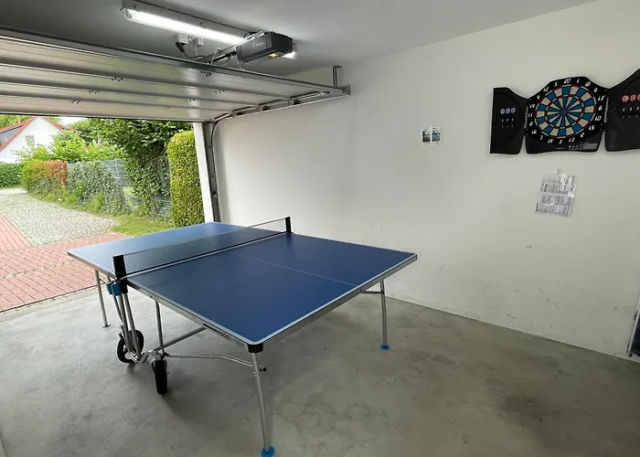 Villa Haus Admiral Mit Garten, 5 Gehminuten Zum Strand, Inklusive Wlan, Sauna, Kamin, Tischtennisplatte, Bollerwagen Fuer Den Zingst